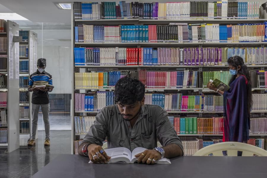 C.A.R.E College of Arts And Science Tiruchirappalli Campus & Infrastructure photo 7